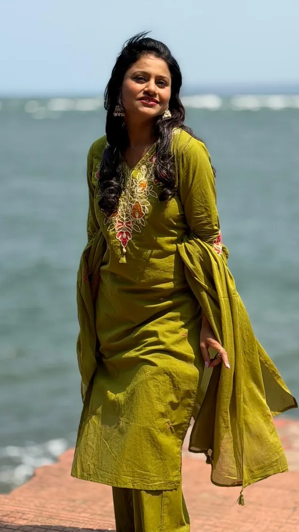 Olive_Green_Cotton_Kurta_Set