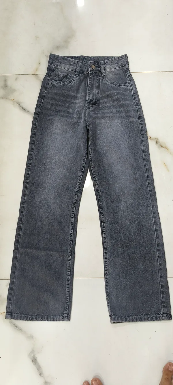 Grey_Premium_Whisker_Wash_Wide_Leg_Jeans_For_Women