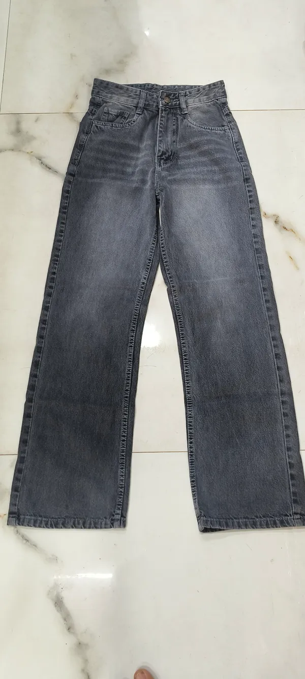 Grey_Premium_Whisker_Wash_Wide_Leg_Jeans_For_Women