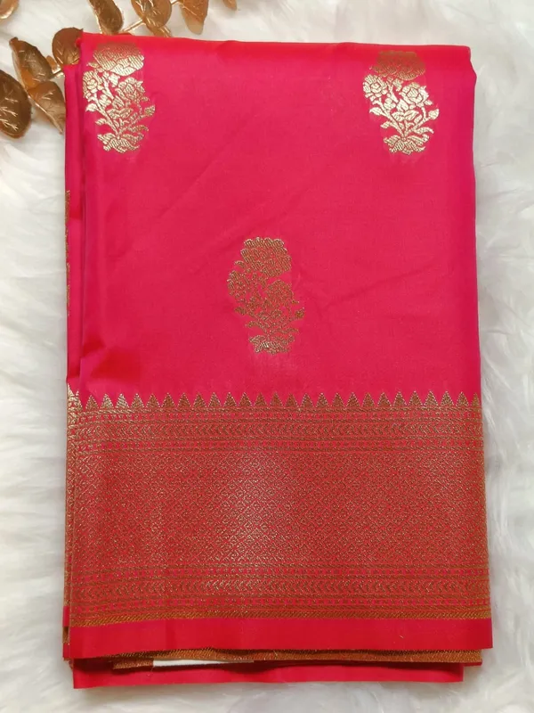 Pink_And_Gold_Combination_Lachak_Silk_Saree