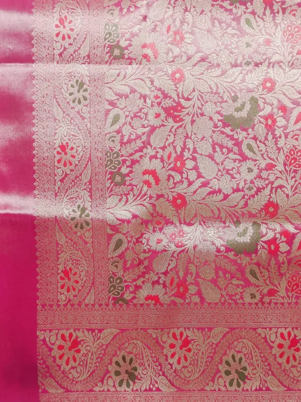 A_Pink_Banarasi_Art_Silk_Saree