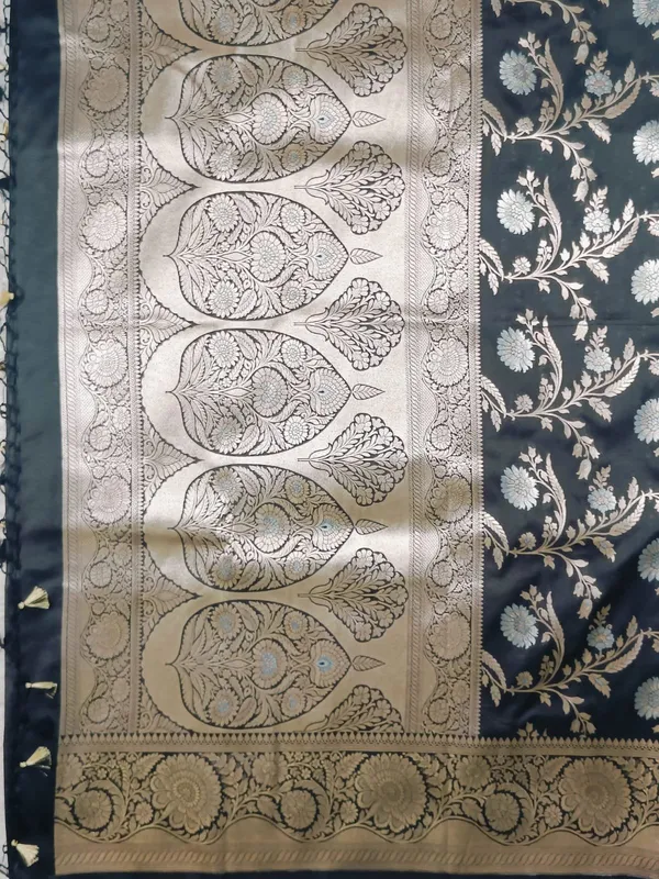 Elegant_Black_Banaras_Premium_Katan_Tilfi_Saree