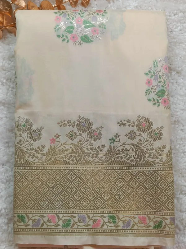 Elegant_Ivory_Banaras_Premium_Katan_Tilfi_Silk_Saree