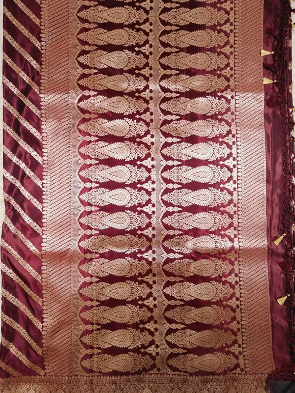 Maroon_Color_Pure_Banaras_Premium_Katan_Tilfi_Saree