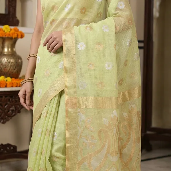Soft_Pastel_Pistachio_Green_Kota_Silk_Saree_With_Delicate_Floral_Woven_Motifs_For_Women