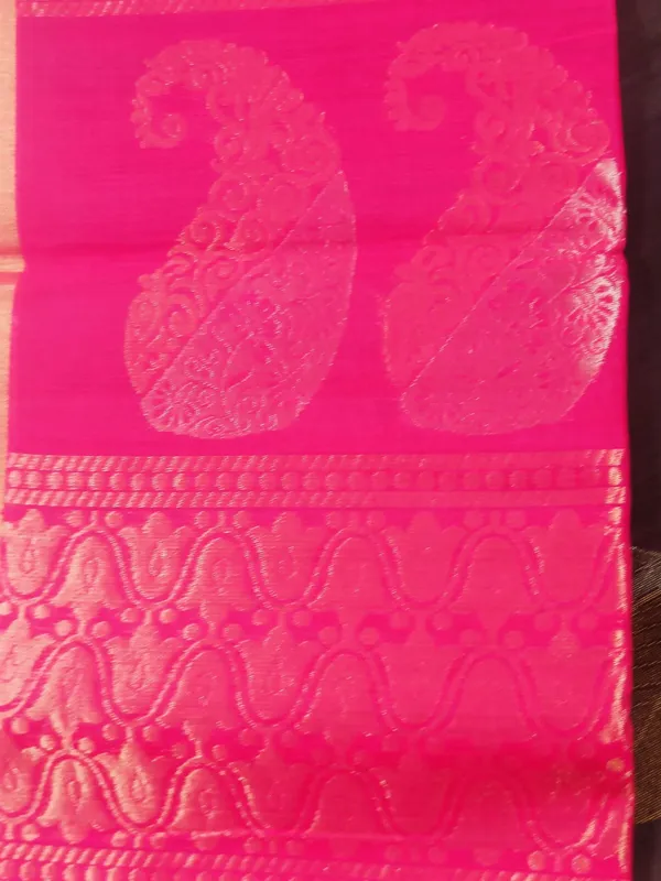 Elegant_Black_And_Pink_Uppada_Handloom_Silk_Saree