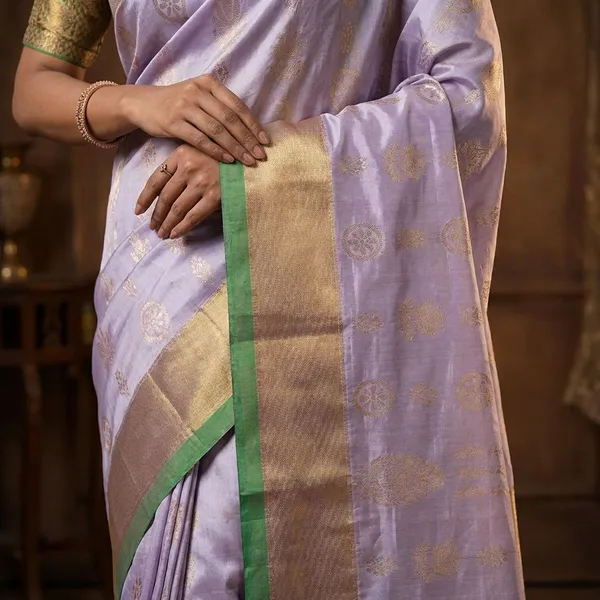 Rich_Dual_Shade_Lilac_And_White_Color_Uppada_Silk_Saree
