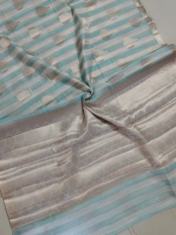 Elegant_Sky_Blue_Kota_Saree_With_Gold_Zari_Butti_And_Rich_Pallu_For_Women