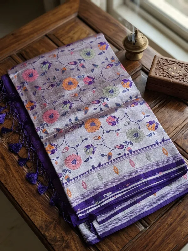 Elegant_Banarasi_Katan_Silk_Saree_With_Multicolour_Floral_Weaving