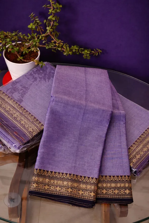 Classic_Narayanpet_Cotton_Saree_in_Lavender_with_Zari_Border