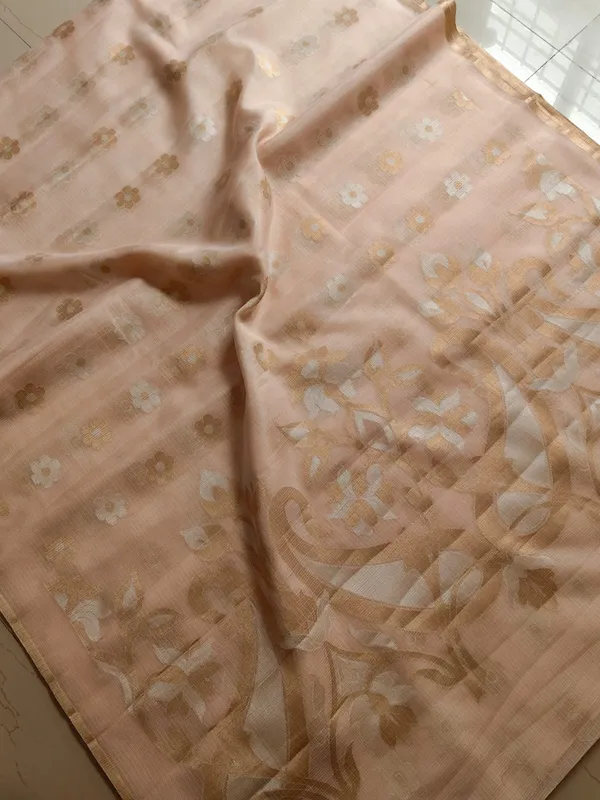Peach_Kota_Silk_Saree_With_Delicate_Floral_Woven_Motifs_For_Women