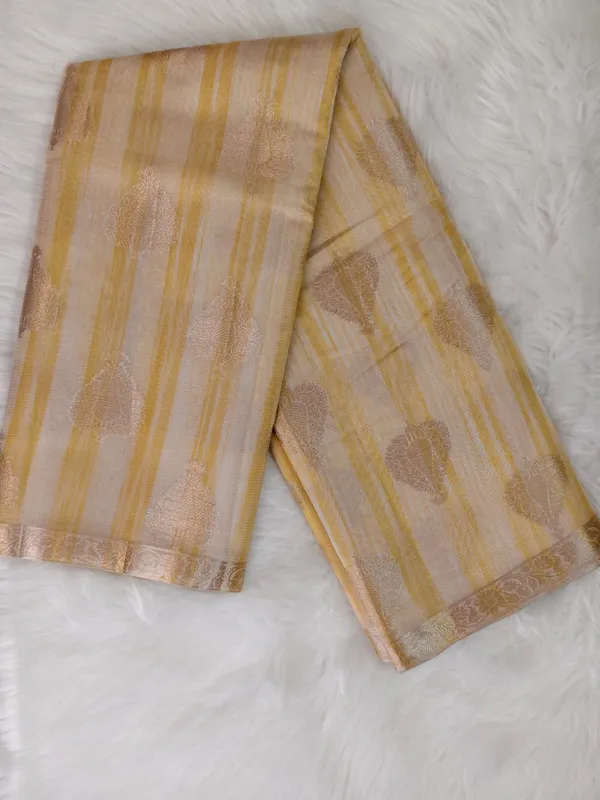 Cream_And_Orange_Kota_Doria_Cotton_Silk_Saree_With_Elegant_Woven_Butta_Design_For_Women