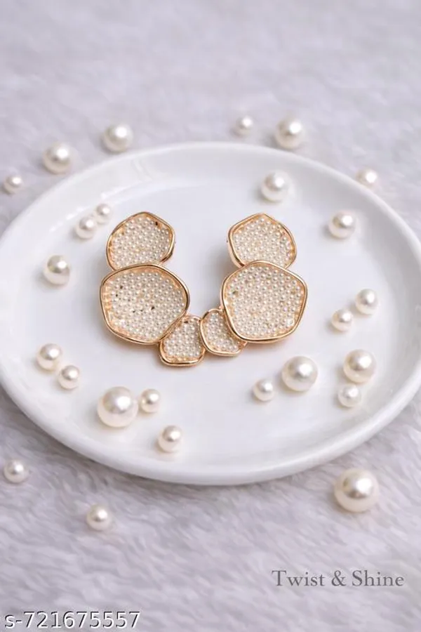 Cream_Faux_Pearl_And_Alloy_Premium_Stud_Earrings_For_Women_And_Girls