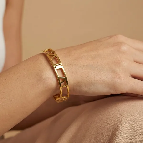 Gold_Faux_Pearl_And_Alloy_Premium_Kada_For_Women_And_Girls