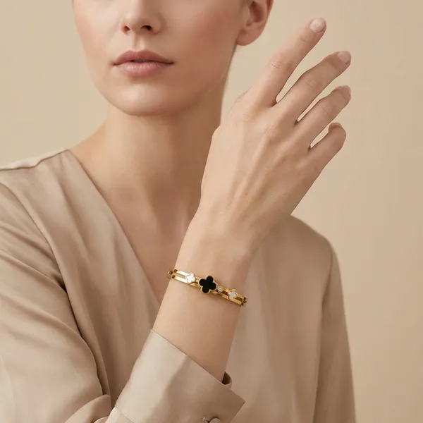 Gold_Alloy_And_Metal_Premium_Kada_For_Women_And_Girls