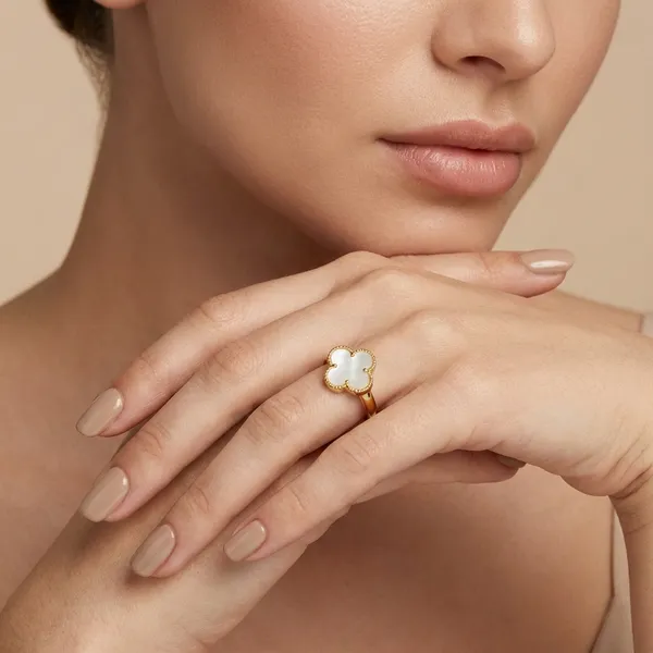 Gold_Alloy_And_Metal_Premium_Finger_Ring_For_Women_And_Girls