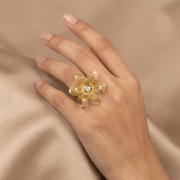 Gold_Alloy_And_Metal_Premium_Finger_Ring_For_Women_And_Girls