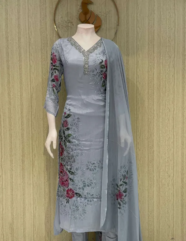 Grey_Cotton_Premium_Kurta_Set_For_Women