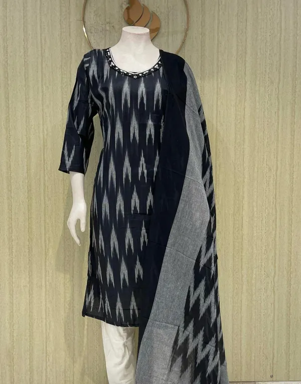 Black_Cotton_Premium_Kurta_Set_For_Women