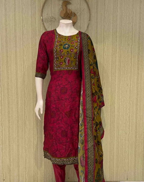 Maroon_Cotton_Premium_Kurta_Set_For_Women