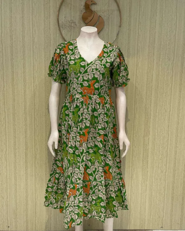 Green_Cotton_Premium_Kurta_Set_For_Women