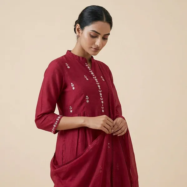 Women's_Maroon_Embroidered_Salwar_Suit_Set_with_Dupatta
