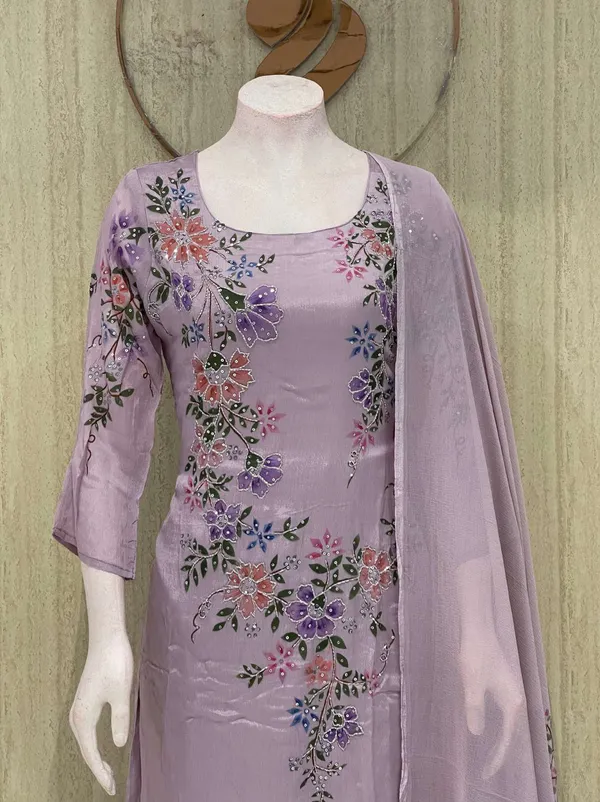 Lavender_Cotton_Premium_Kurta_Set_For_Women
