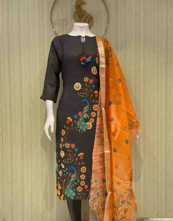 Peacock_Cotton_Premium_Kurta_Set_For_Women