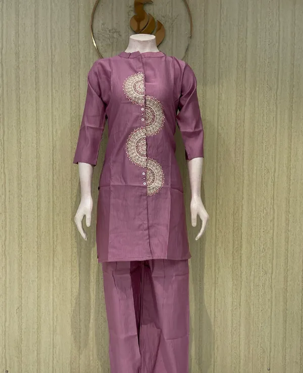 Lavender_Cotton_Premium_Kurta_Set_For_Women