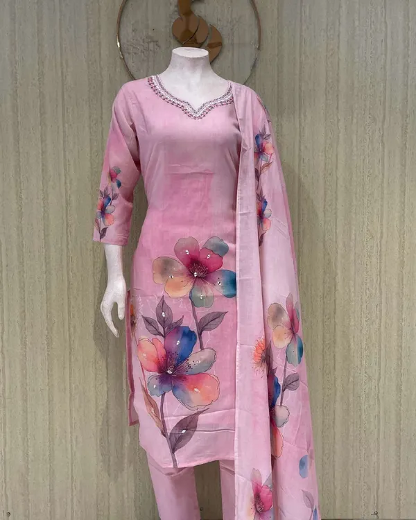 Pink_Cotton_Premium_Kurta_Set_For_Women