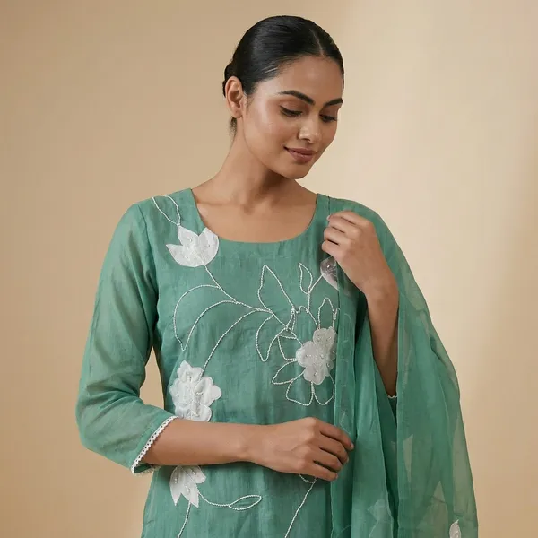 Green_Cotton_Premium_Kurta_Set_For_Women