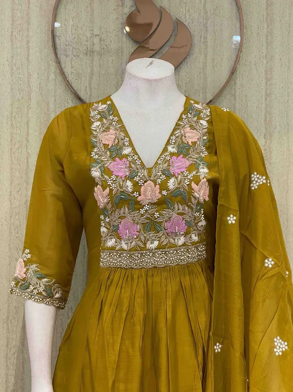 Mustard_Cotton_Premium_Kurta_Set_For_Women