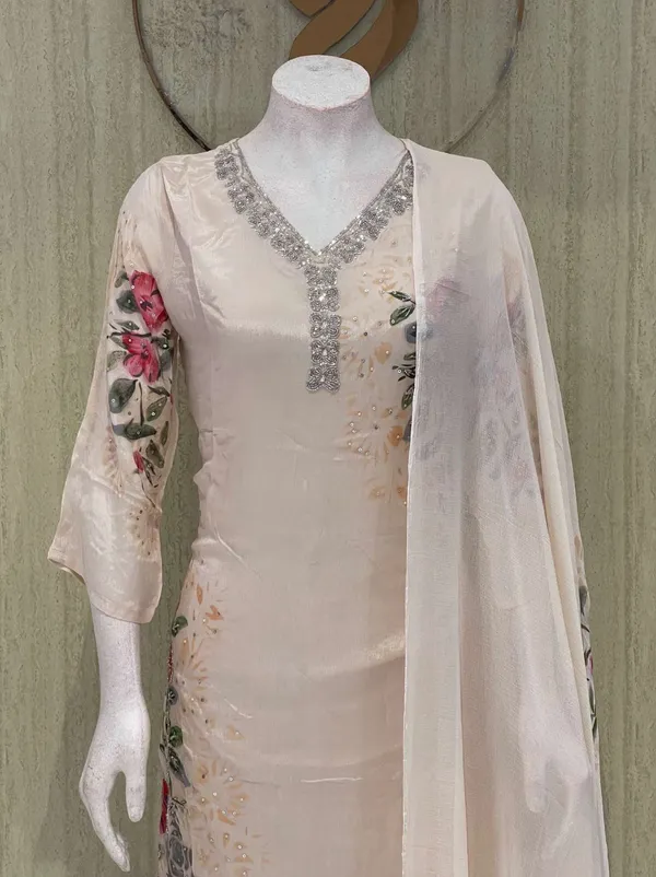 Beige_Cotton_Premium_Kurta_Set_For_Women