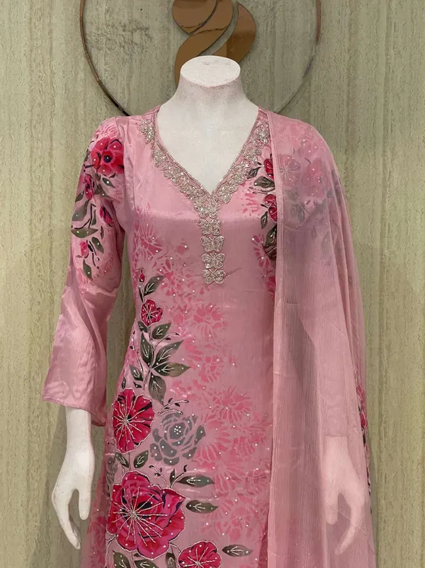 Pink_Cotton_Premium_Kurta_Set_For_Women