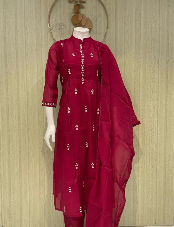 Women's_Maroon_Embroidered_Salwar_Suit_Set_with_Dupatta