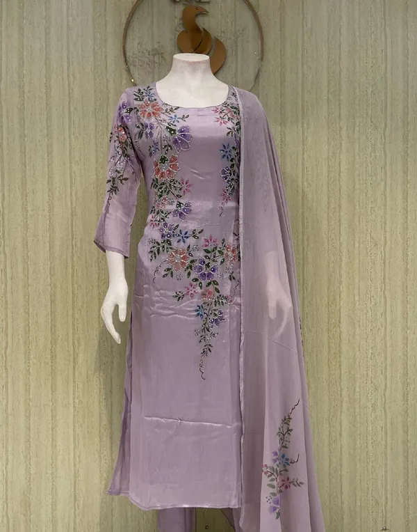 Lavender_Cotton_Premium_Kurta_Set_For_Women