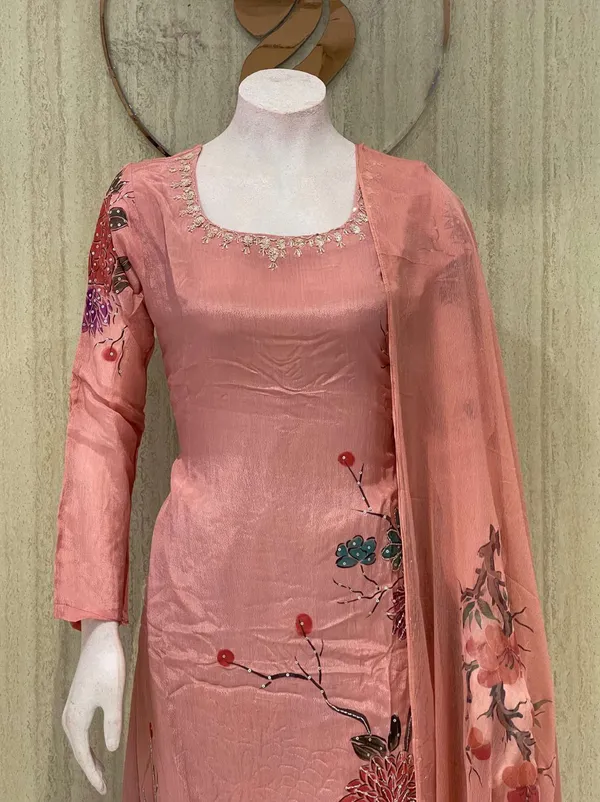 Pink_Cotton_Premium_Kurta_Set_For_Women