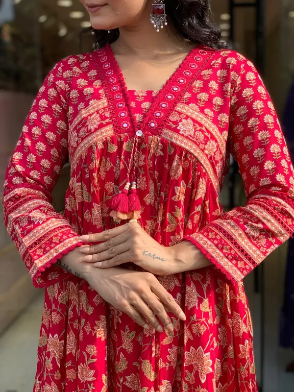 Radiant_Crimson_Floral_Pure_Cotton_Suit_Set