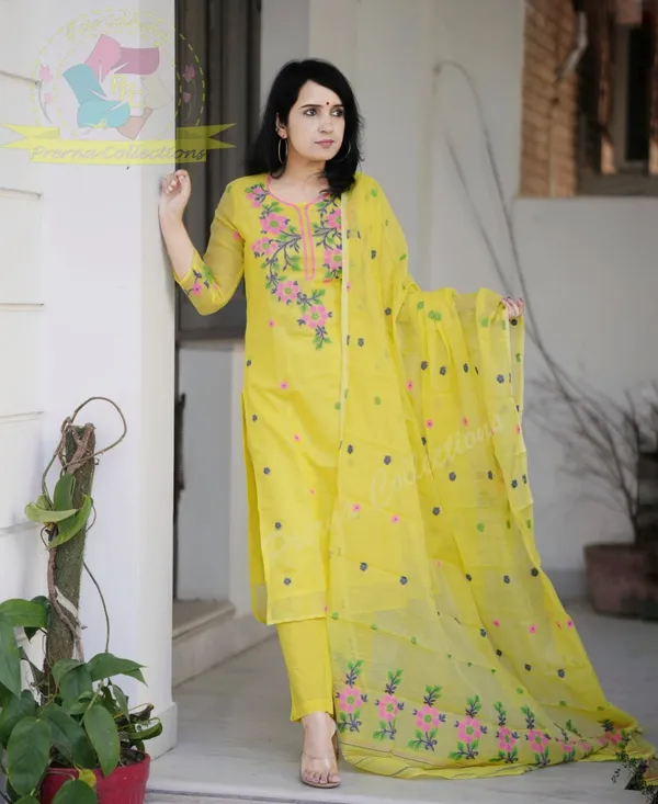 Yellow_Cotton_Silk_Handwoven_Jamdani_Kurti_Set_with_Dupatta_&_Cotton_Pants