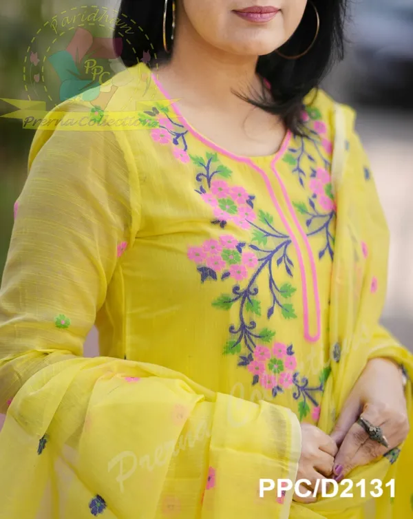 Yellow_Cotton_Silk_Handwoven_Jamdani_Kurti_Set_with_Dupatta_&_Cotton_Pants