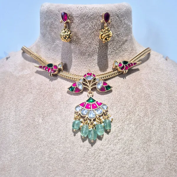 Pink_And_Green_Kundan_&_Jade_Necklace_For_Women