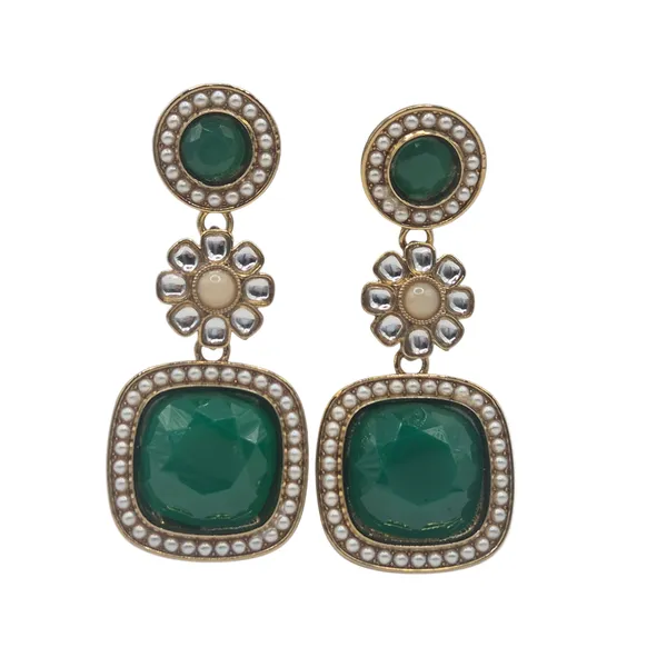 Green_Quartz_&_Kundan_Earrings_For_Women