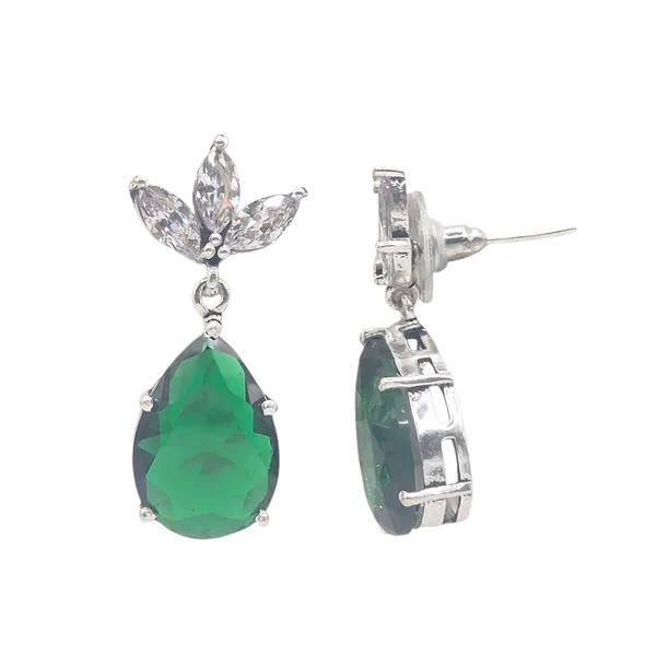 Green_And_White_Quartz_&_Brass_Earrings_For_Women