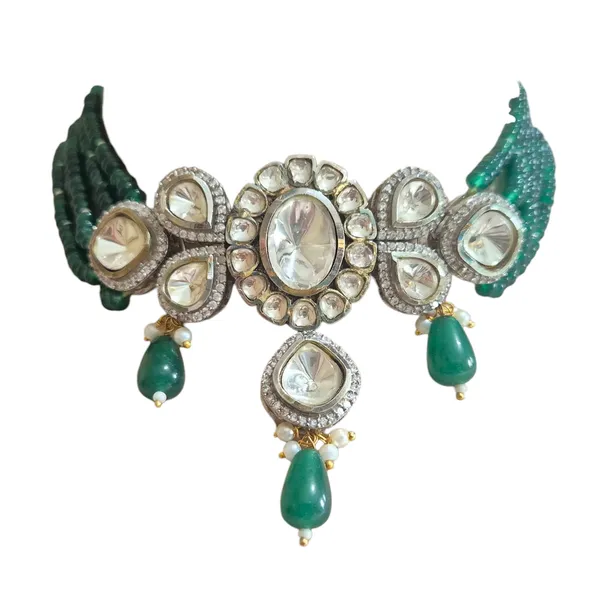 Green_Crystals_&_Kundan_Jewelry_Set_For_Women