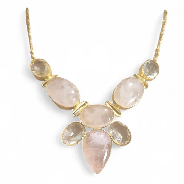 Pink_And_White_Quartz_&_Brass_Necklace_For_Women