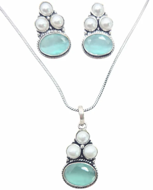 Light_Green_Quartz_&_Pearl_Jewelry_Set_For_Women