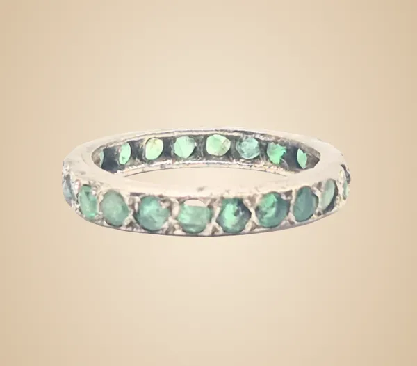 Green_Emerald_&_Silver_Ring_For_Women