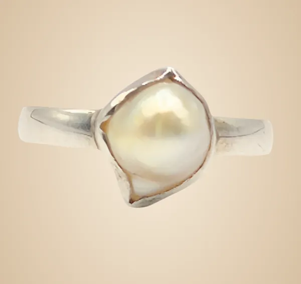 White_Pearl_&_925_Silver_Ring_For_Women