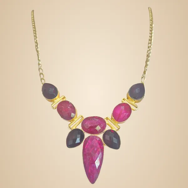 Maroon_Quartz_&_Brass_Necklace_For_Women