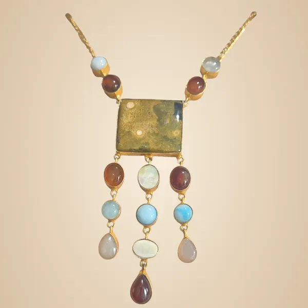 Multicolor_Quartz_&_Brass_Necklace_For_Women